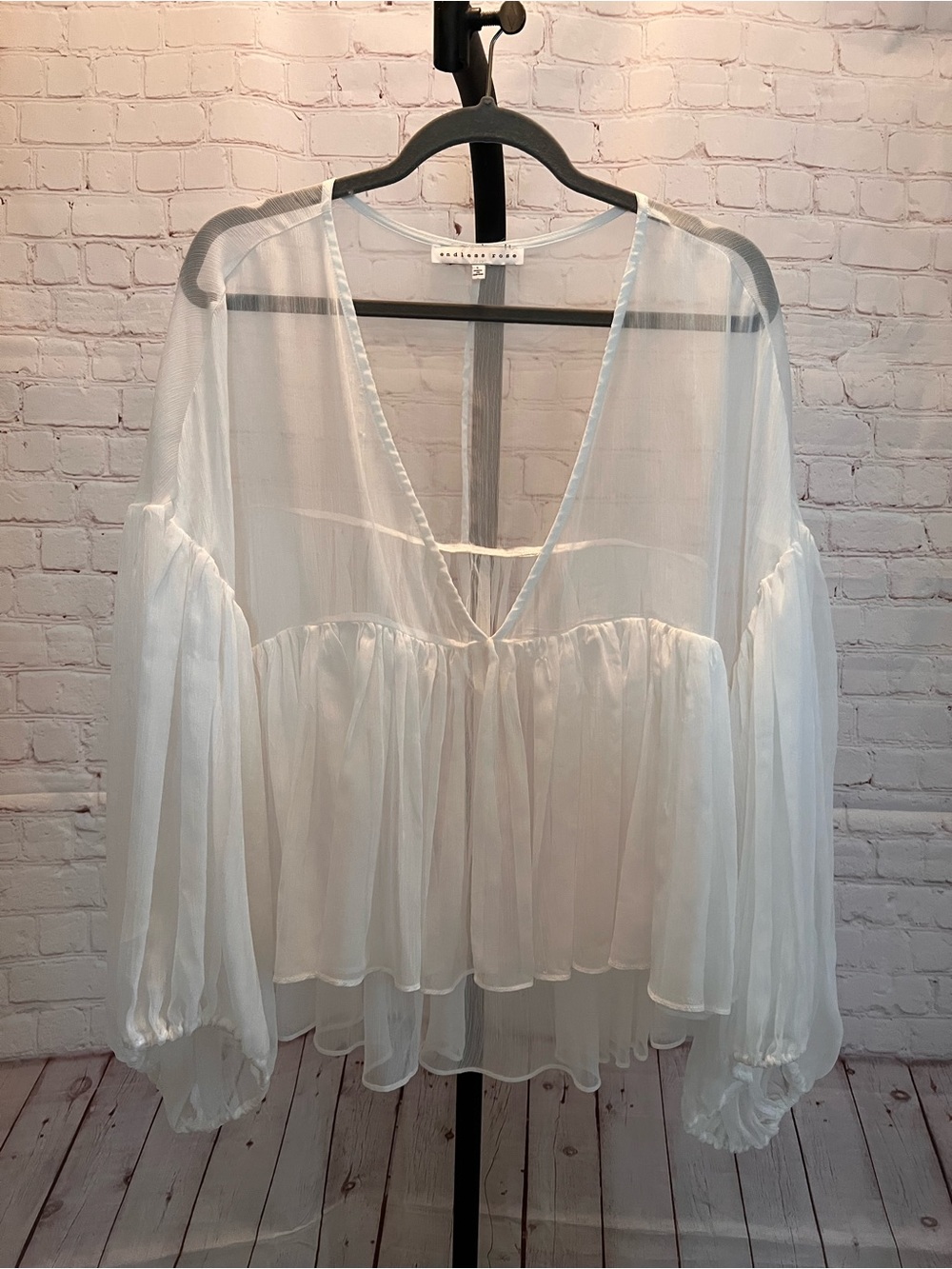❤️ Endless Rose White Sheer Peasant TOP U– Size L
